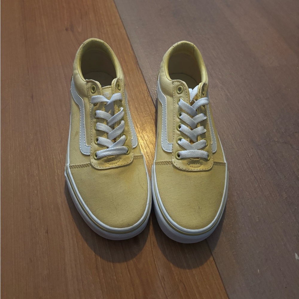 BRAND NEW women’s vans old skool size 7